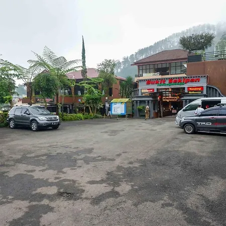 Reddoorz Resort @ Tawangmangu-2