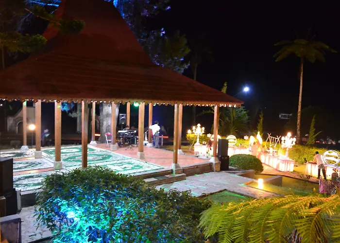 Hotel Indah Palace Tawangmangu